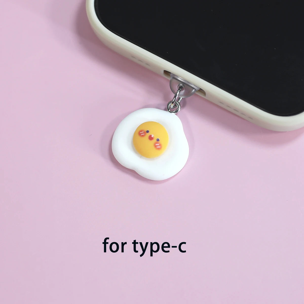 Phone dustproof plug, happy fried egg pendant, fun design for phone accessories, easy to use to protect the phone from dust and