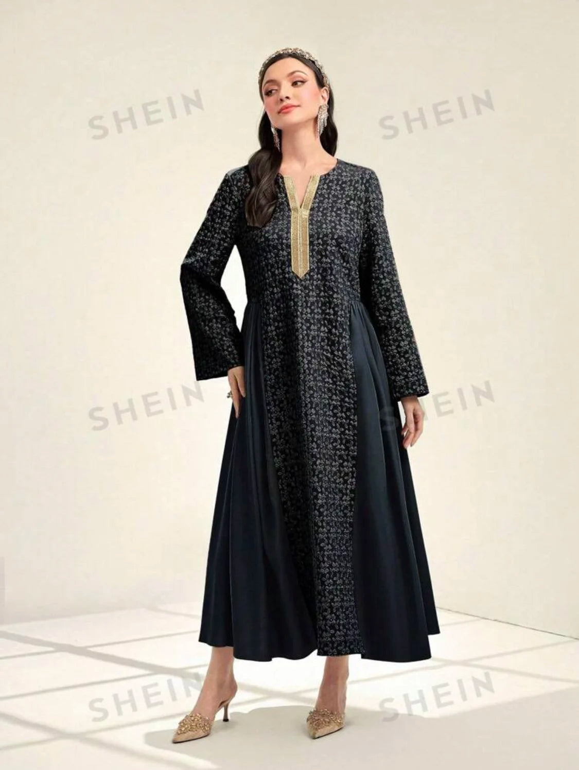 Niche 3D Jacquard Fabrics With Textured Raised Patterns Detailed Embossed Designs for Making Women Cheongsam Dresses