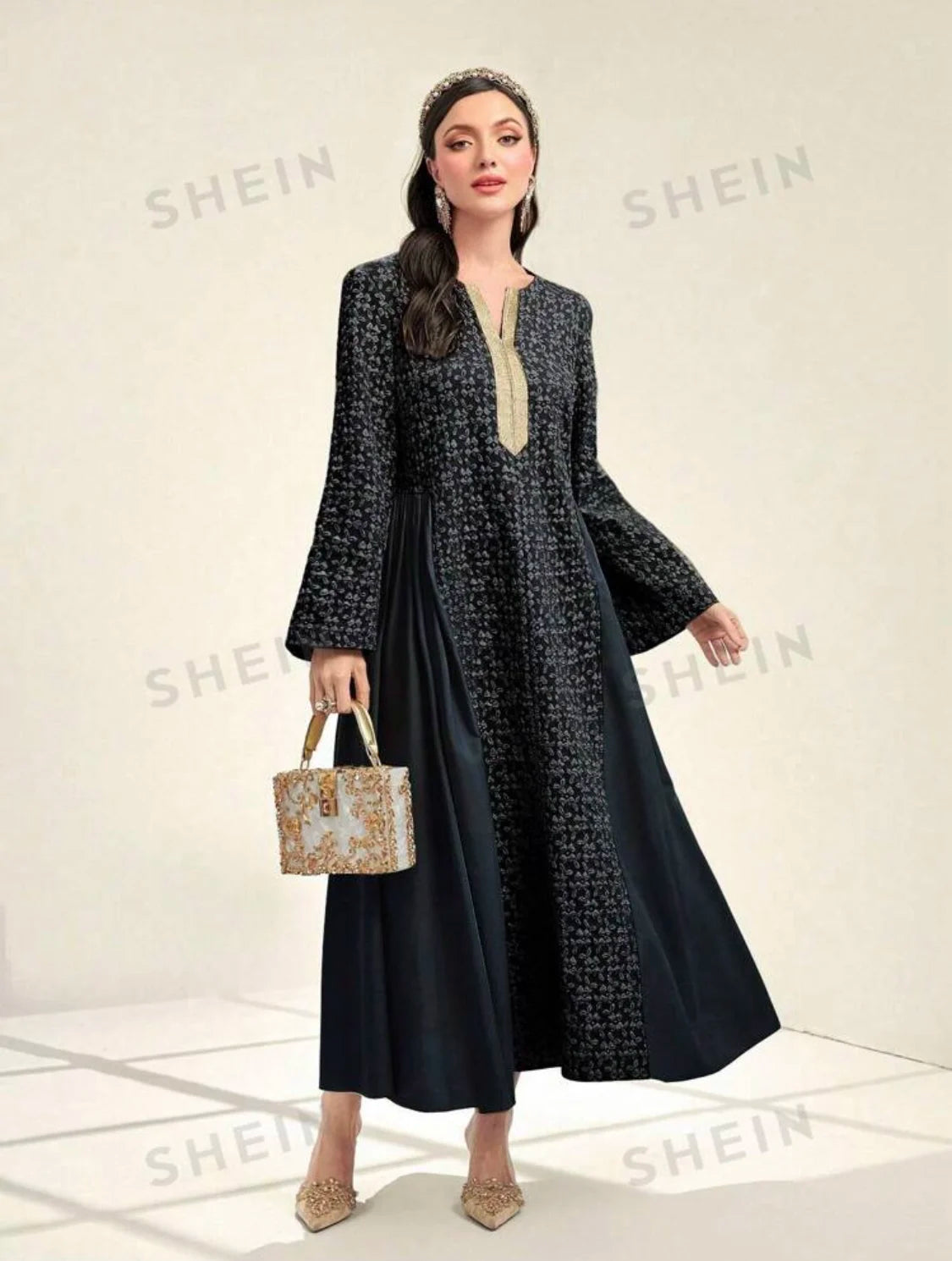Niche 3D Jacquard Fabrics With Textured Raised Patterns Detailed Embossed Designs for Making Women Cheongsam Dresses
